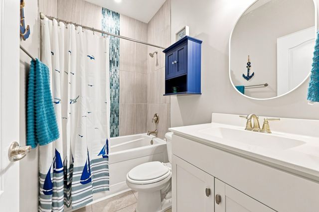 2349 Myerlee Dr., Myrtle Beach, SC 29588