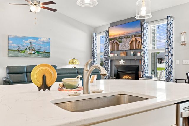 2349 Myerlee Dr., Myrtle Beach, SC 29588