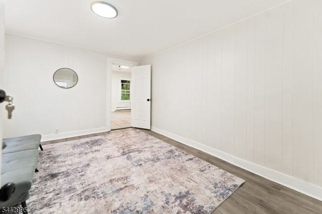 334 Pine St, Elizabeth City, NJ 07206
