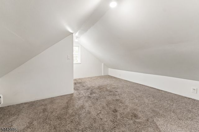334 Pine St, Elizabeth City, NJ 07206