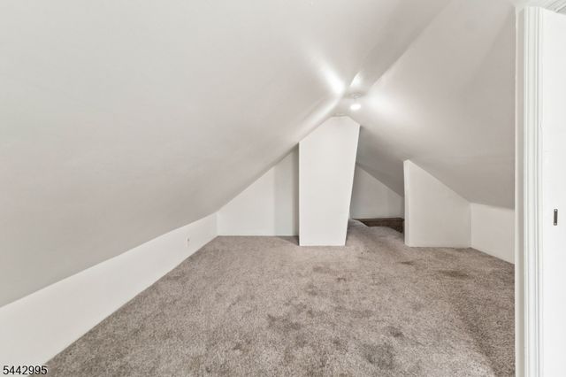 334 Pine St, Elizabeth City, NJ 07206
