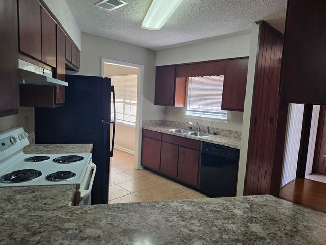 309 Somerset Drive, Fort Walton Beach, FL 32547