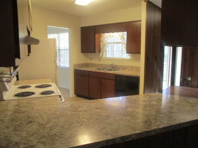 309 Somerset Drive, Fort Walton Beach, FL 32547