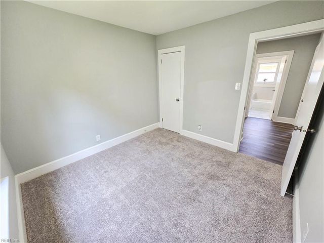 120 Oak ST, Suffolk, VA 23434