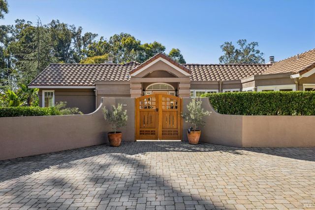 99 Deer Park Ave, San Rafael, CA 94901