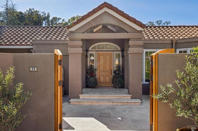 99 Deer Park Ave, San Rafael, CA 94901