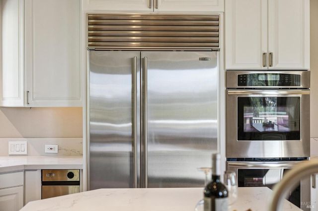 99 Deer Park Ave, San Rafael, CA 94901