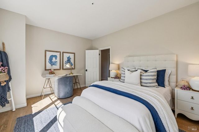 99 Deer Park Ave, San Rafael, CA 94901