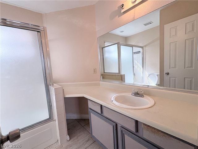 2737 CATHEDRAL Lane, Las Vegas, NV 89108