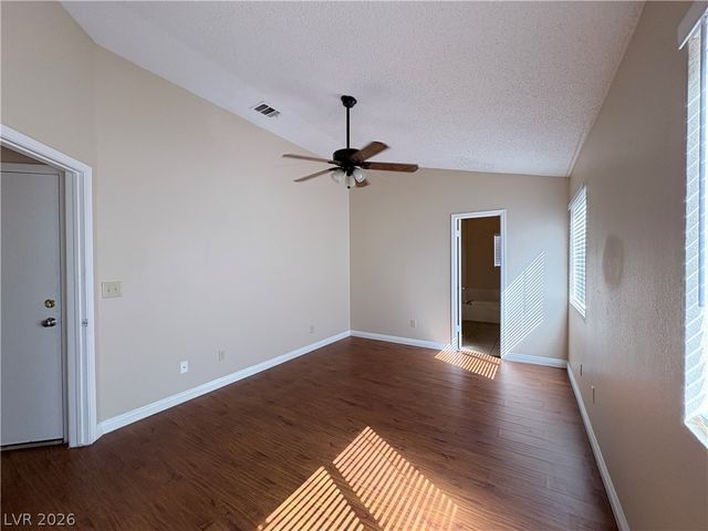 2737 CATHEDRAL Lane, Las Vegas, NV 89108