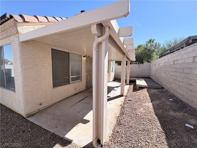 2737 CATHEDRAL Lane, Las Vegas, NV 89108