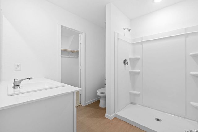 3913 GLADE CRK, San Antonio, TX 78245