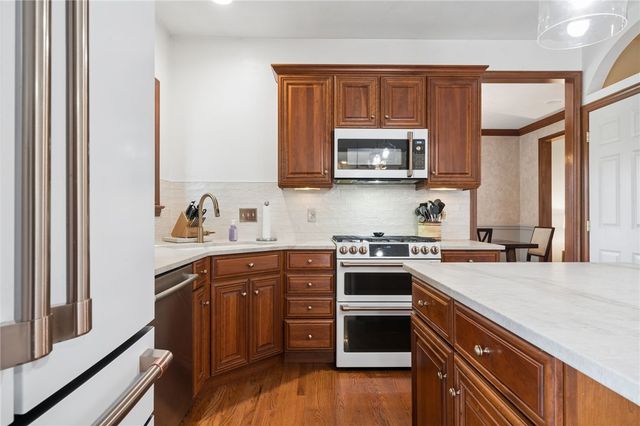 1012 Buck Run Rd, Cecil, PA 15317