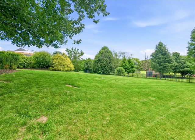 1012 Buck Run Rd, Cecil, PA 15317