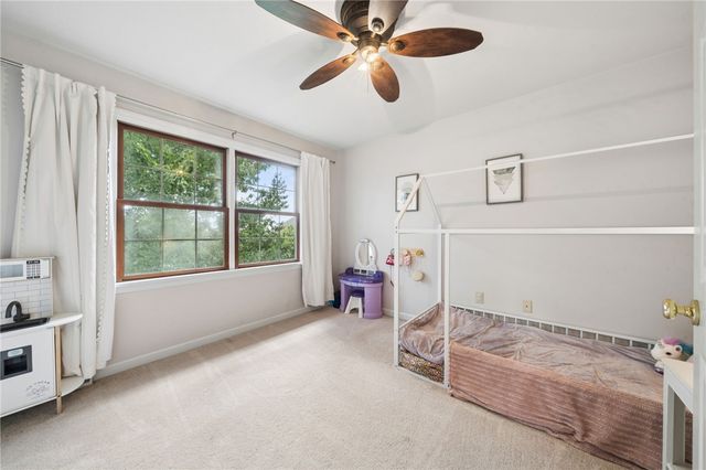 1012 Buck Run Rd, Cecil, PA 15317