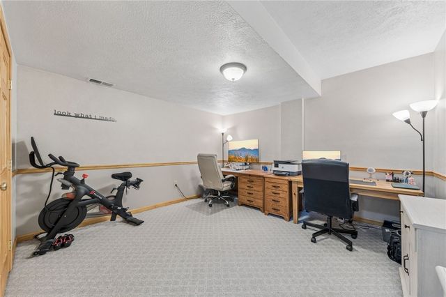 1012 Buck Run Rd, Cecil, PA 15317