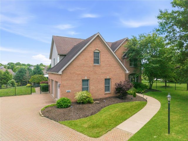 1012 Buck Run Rd, Cecil, PA 15317