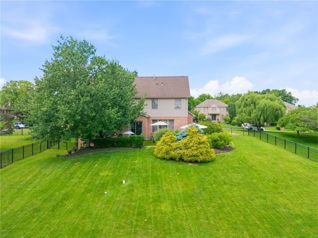 1012 Buck Run Rd, Cecil, PA 15317
