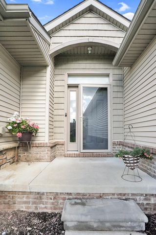 6277 Northridge Woods Drive, Brighton, MI 48116