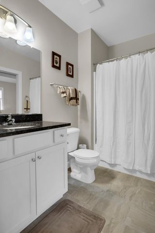 6277 Northridge Woods Drive, Brighton, MI 48116