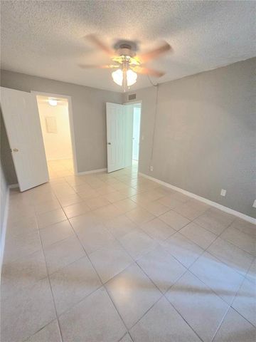 1799 N HIGHLAND AVENUE 31, Clearwater, FL 33755