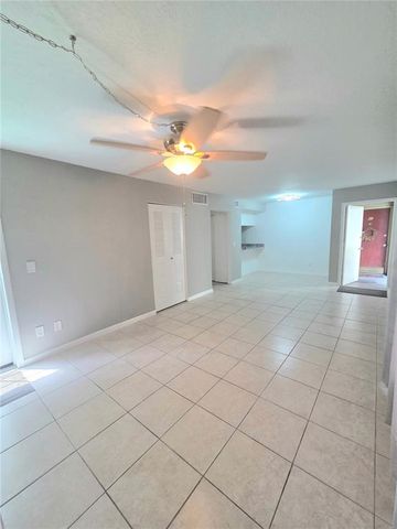 1799 N HIGHLAND AVENUE 31, Clearwater, FL 33755