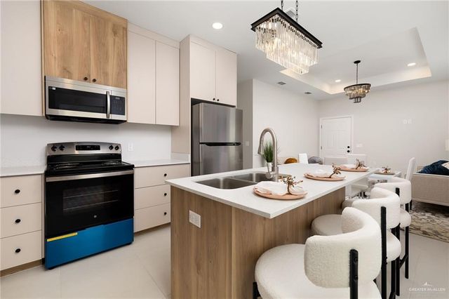 10914 N 27th Lane, Mcallen, TX 78504