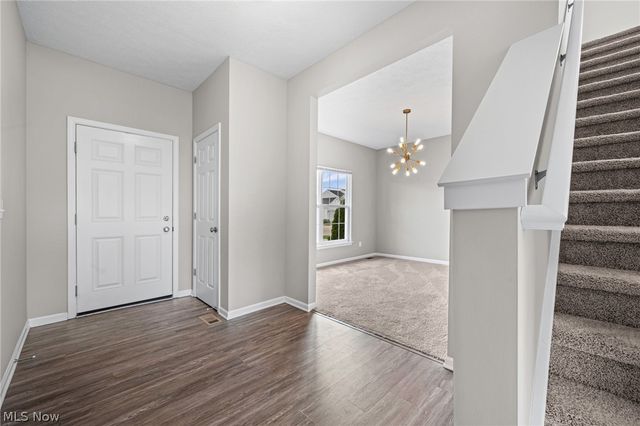 37272 Sandy Ridge Drive, North Ridgeville, OH 44039