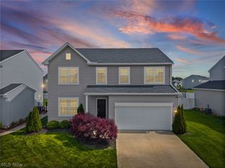 37272 Sandy Ridge Drive, North Ridgeville, OH 44039