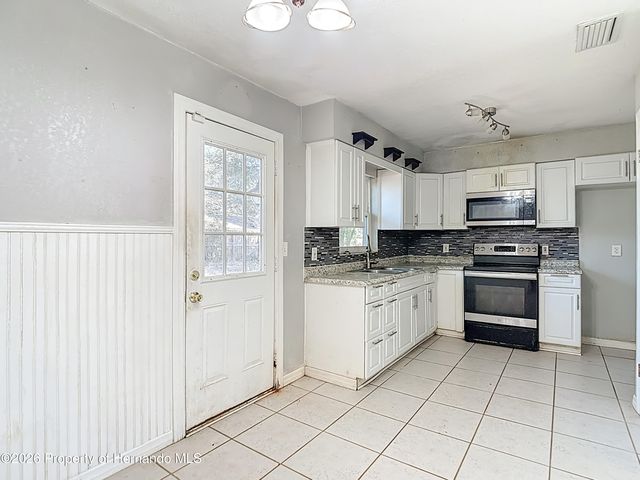 27183 Thorncrest Avenue 27183, Brooksville, FL 34602