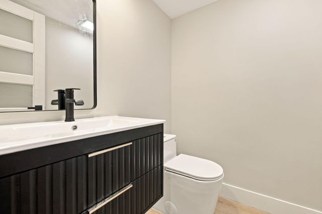 806 CYPRESS GROVE Lane 303, Pompano Beach, FL 33069