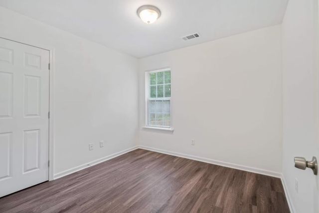 1917 TAHITI LN, Memphis, TN 38117