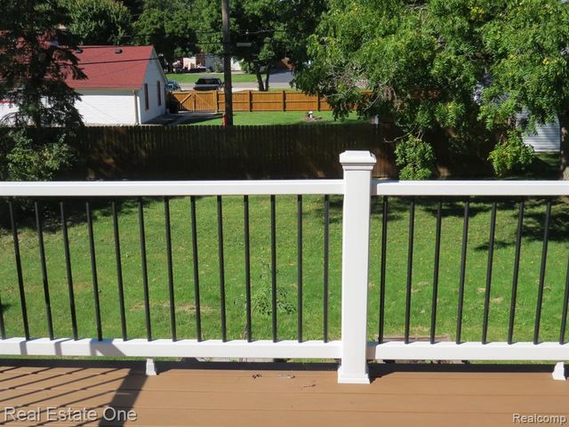 10884 Island Lake Drive, Taylor, MI 48180