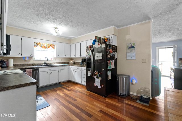 119 Mccartt Loop, Chuckey, TN 37641