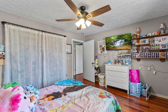 119 Mccartt Loop, Chuckey, TN 37641