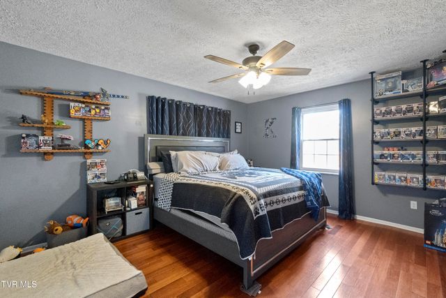 119 Mccartt Loop, Chuckey, TN 37641