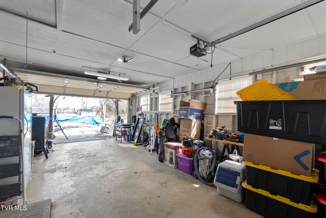 119 Mccartt Loop, Chuckey, TN 37641