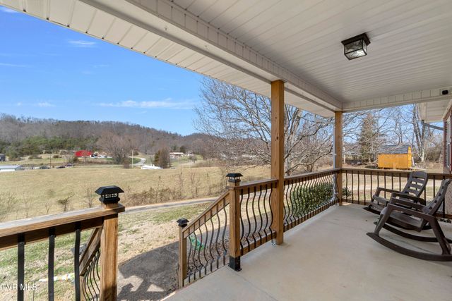 119 Mccartt Loop, Chuckey, TN 37641