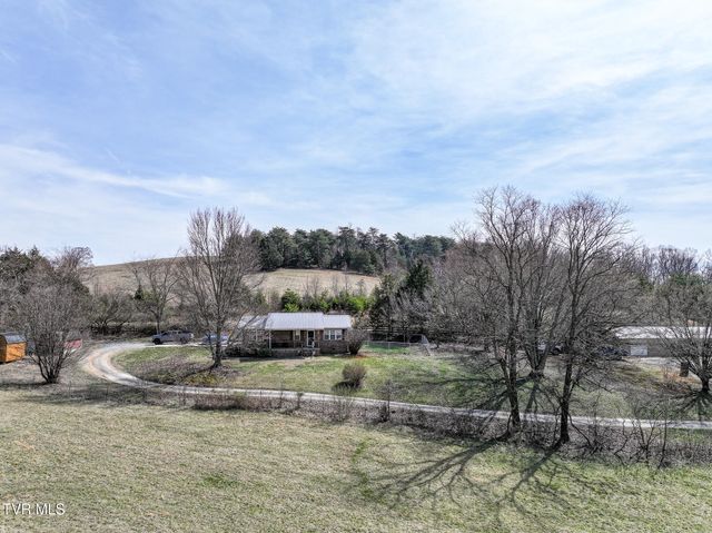 119 Mccartt Loop, Chuckey, TN 37641