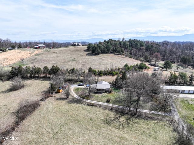 119 Mccartt Loop, Chuckey, TN 37641
