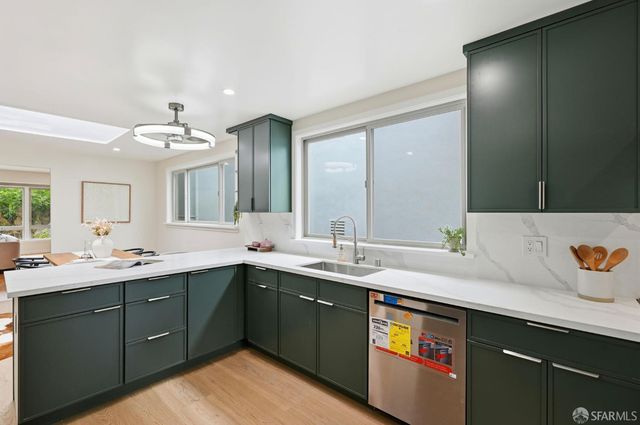 83 Parkside Avenue, Daly City, CA 94015