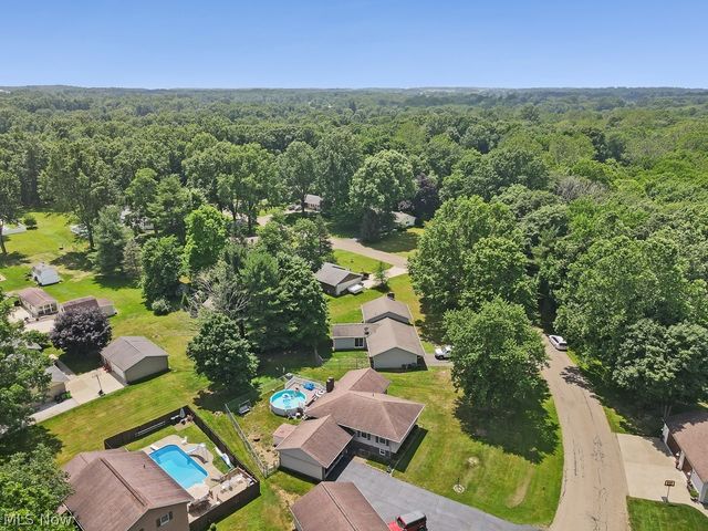 13166 Meadow Street NE, Alliance, OH 44601