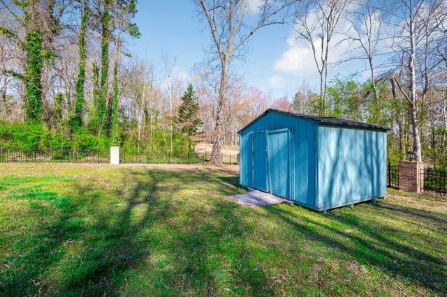 9015 Potomac Drive, Chattanooga, TN 37421