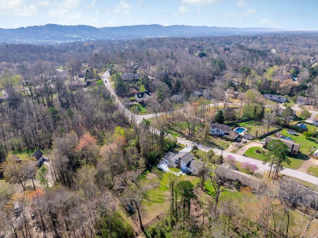 9015 Potomac Drive, Chattanooga, TN 37421