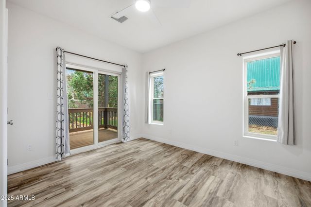 1979 CHRISTMAS PINE Circle, Overgaard, AZ 85933