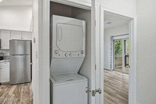 1979 CHRISTMAS PINE Circle, Overgaard, AZ 85933