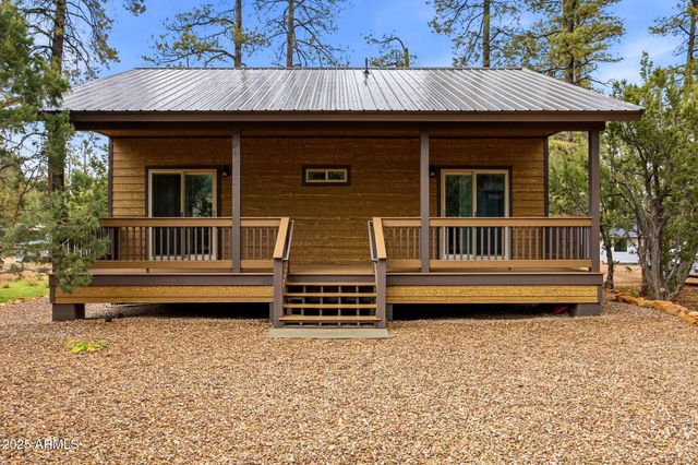 1979 CHRISTMAS PINE Circle, Overgaard, AZ 85933