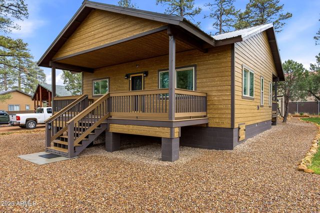 1979 CHRISTMAS PINE Circle, Overgaard, AZ 85933