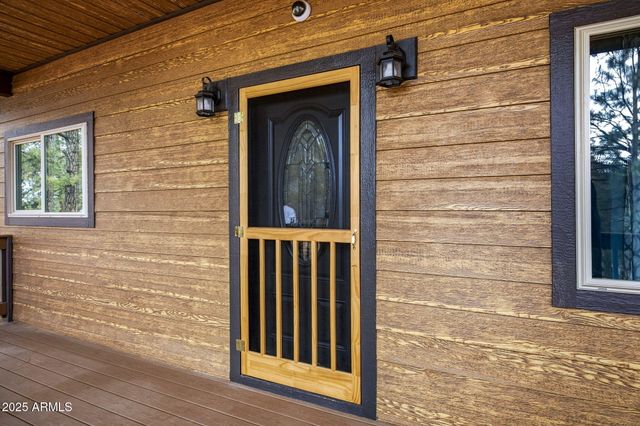 1979 CHRISTMAS PINE Circle, Overgaard, AZ 85933