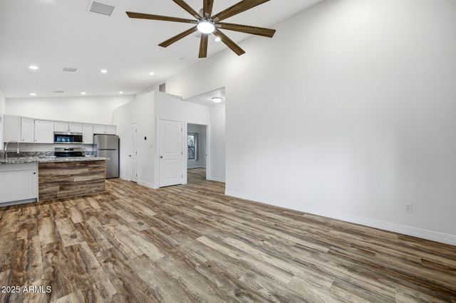 1979 CHRISTMAS PINE Circle, Overgaard, AZ 85933